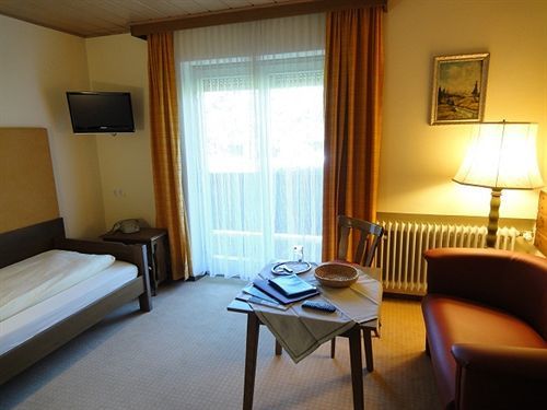 Hotel Garni Brunnthaler 3*